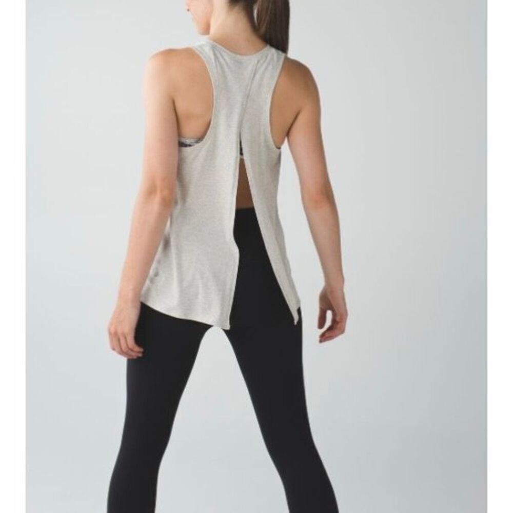 Lululemon The Nook Tank
